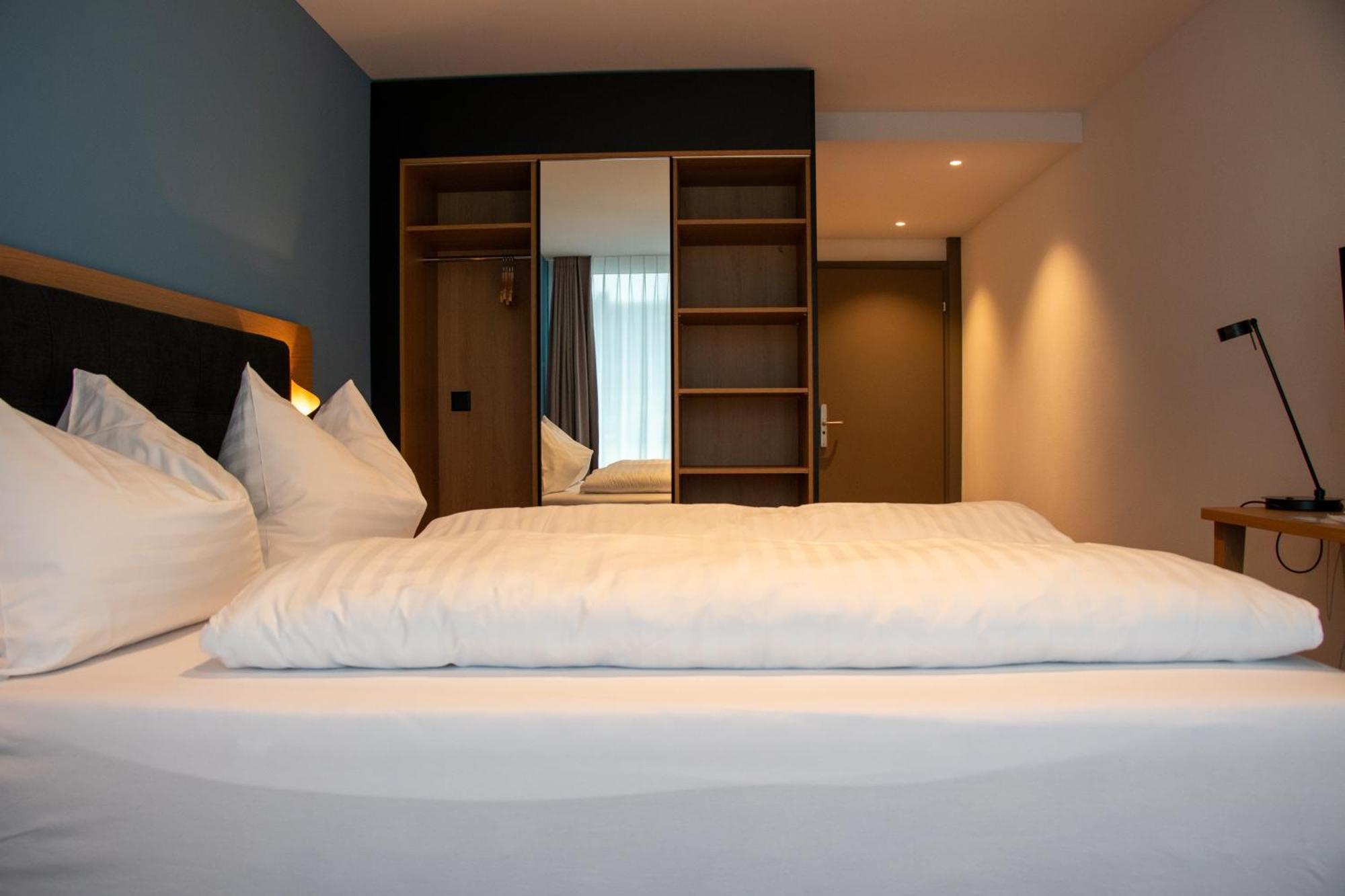Amante Hotel Белп Екстериор снимка