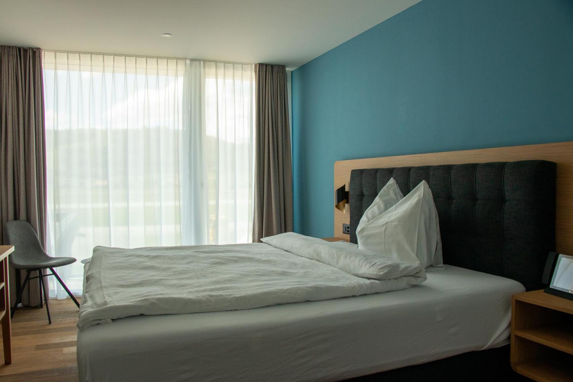 Amante Hotel Белп Екстериор снимка