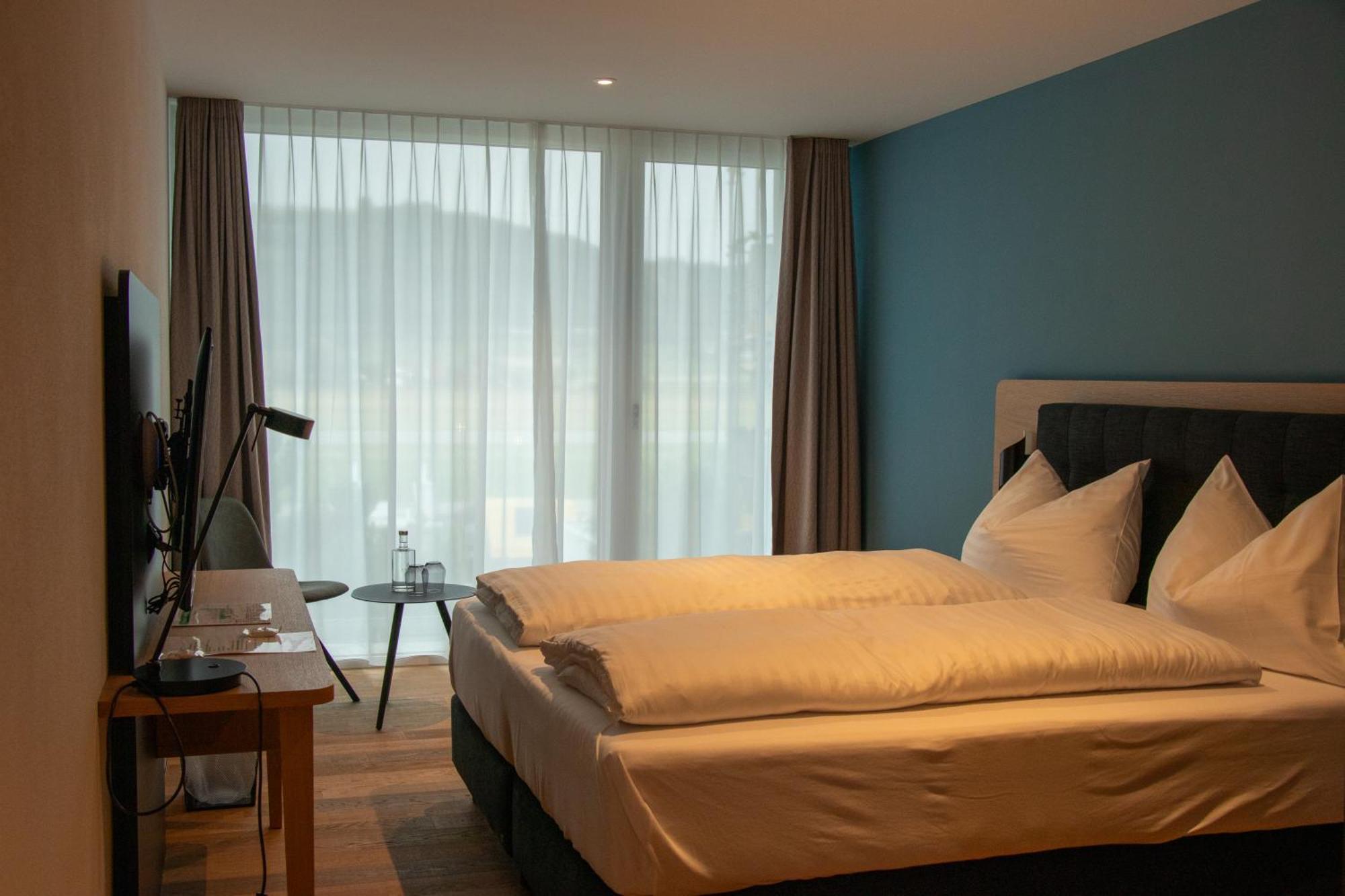 Amante Hotel Белп Екстериор снимка